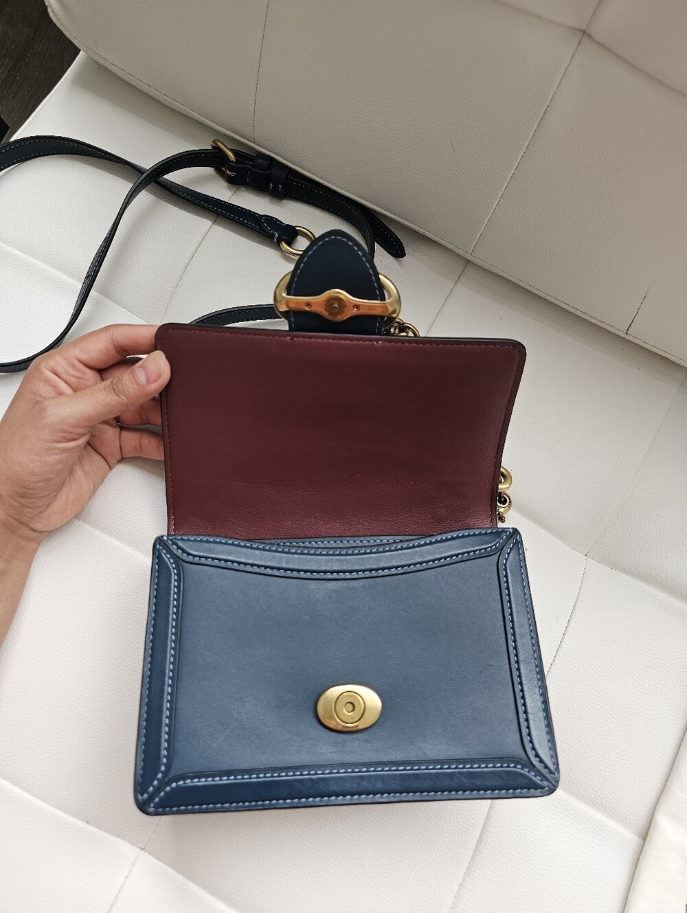 Authentic Coach Parker Top Handle Crossbody - Picture 4 of 15